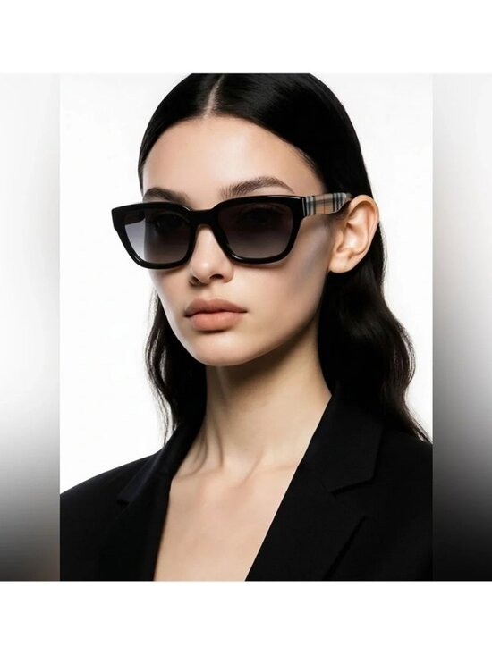 New 100% Authentic Burberry BE4277 3757/T3 Polarized Sunglasses – Black Frame main image 10